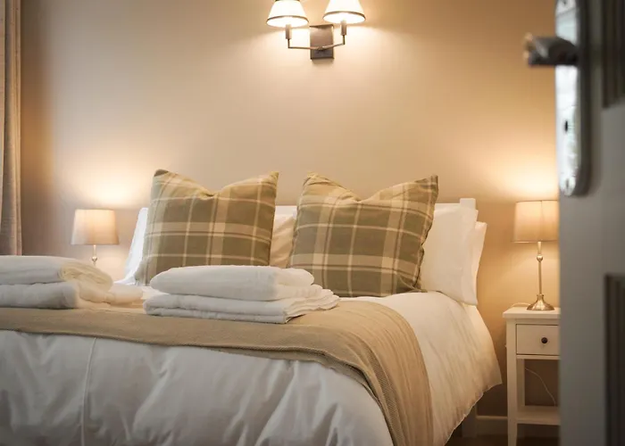Lemon Tree Rooms - Newly Refurbished Coastal Stay