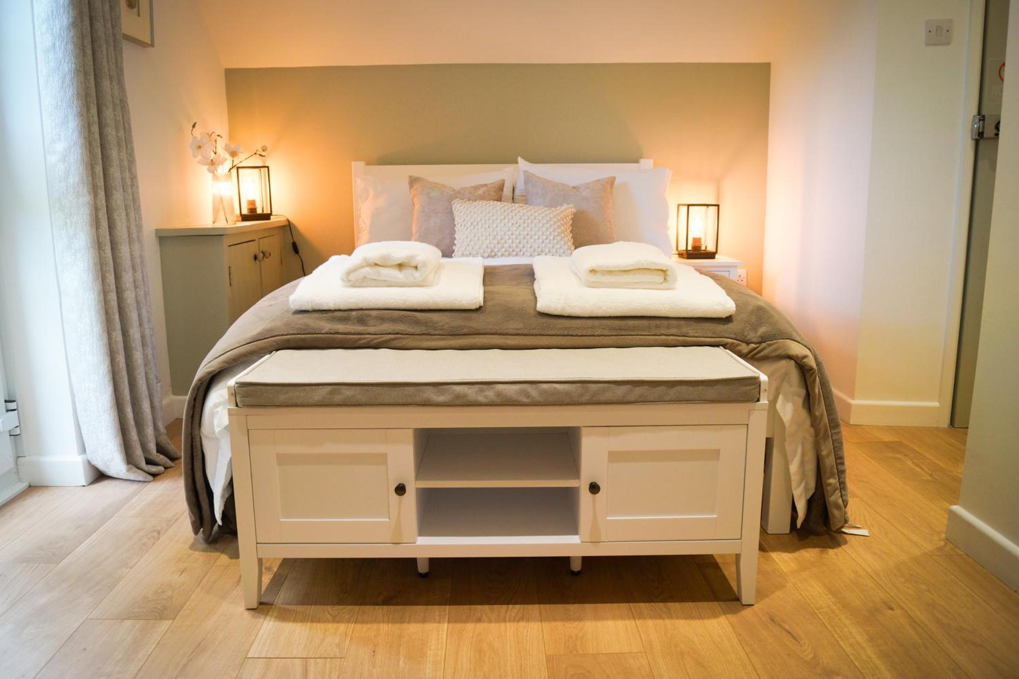 Lemon Tree - Newly Refurbished Coastal Hotel